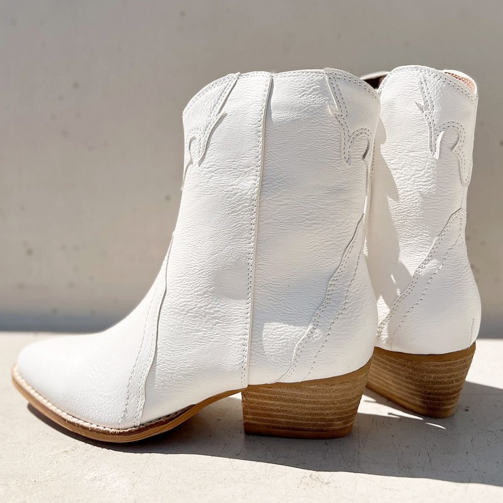 NEW Pointy Toe Stack Block Heel Zip Up Western Ankle Booties Boots Off White - Picture 7 of 16
